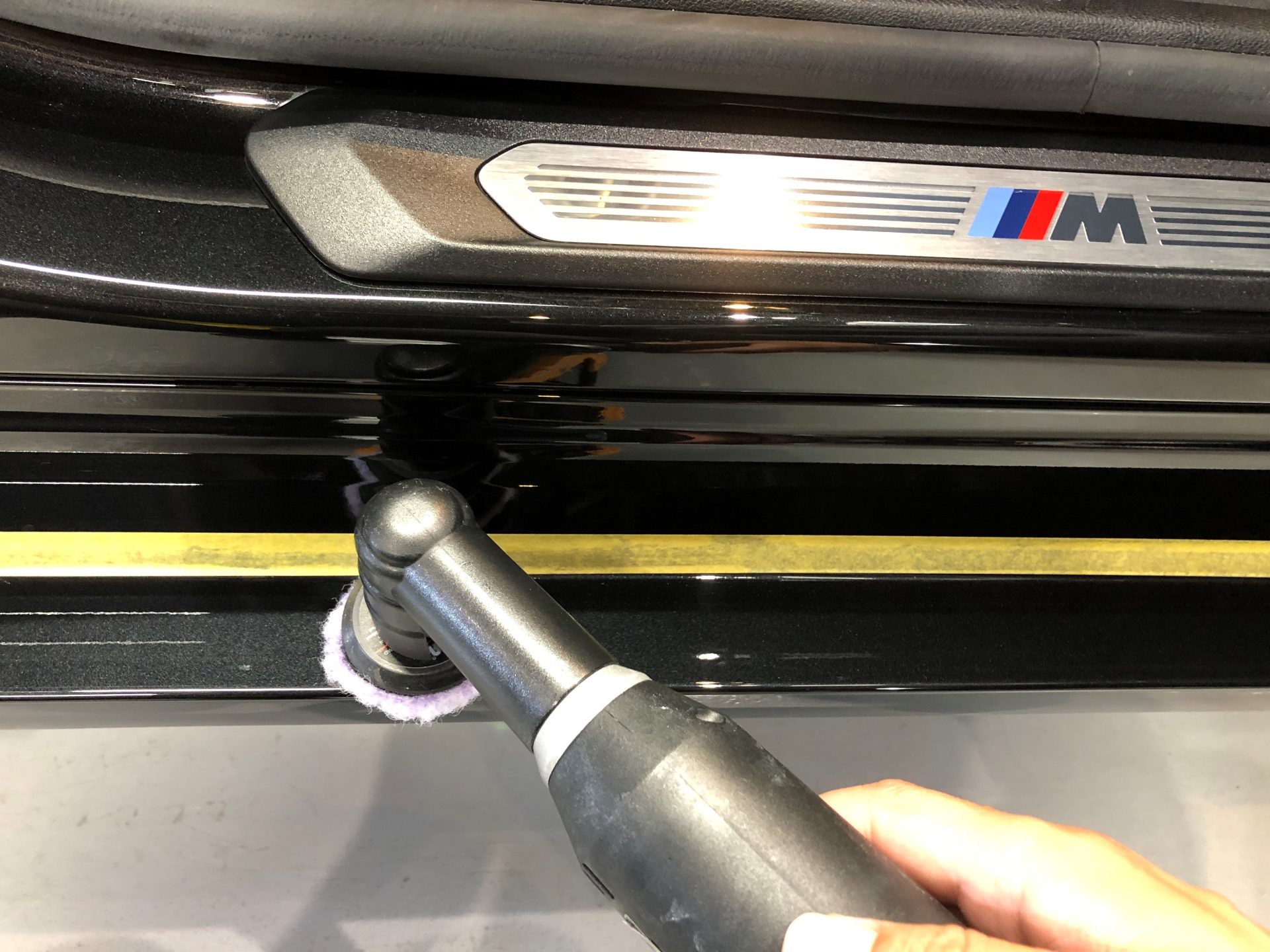 BMW X3 G01 ドア内磨き