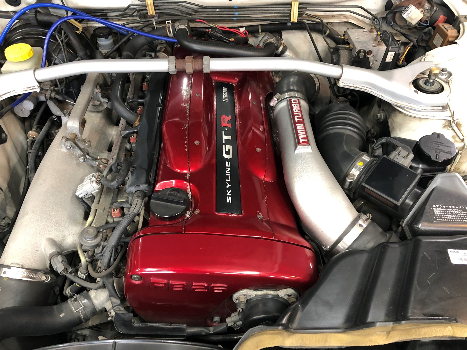 日産 GTR bnr34 エンジン rb26