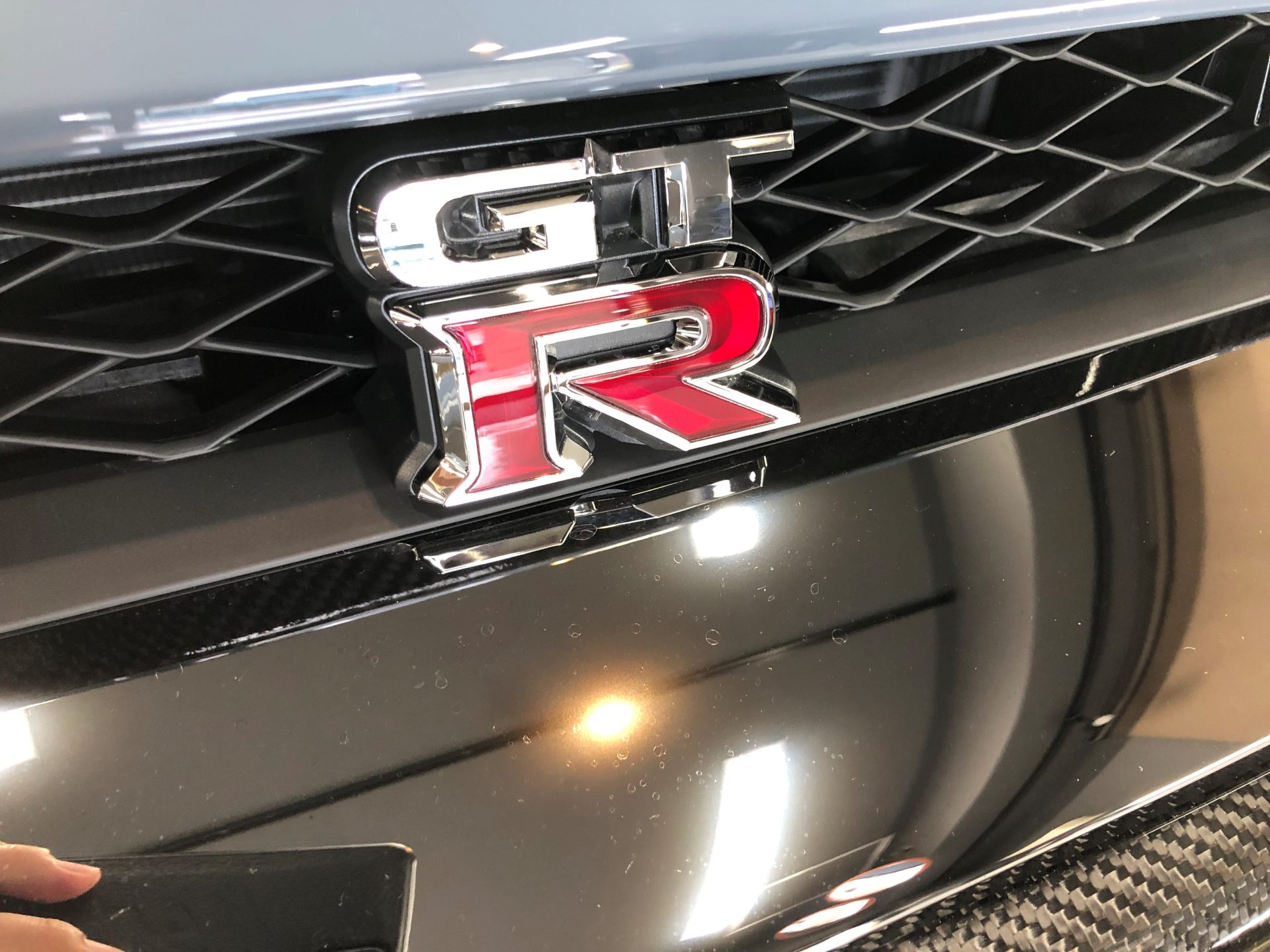 GTR NISMO 2022 新車 エンブレムシミ