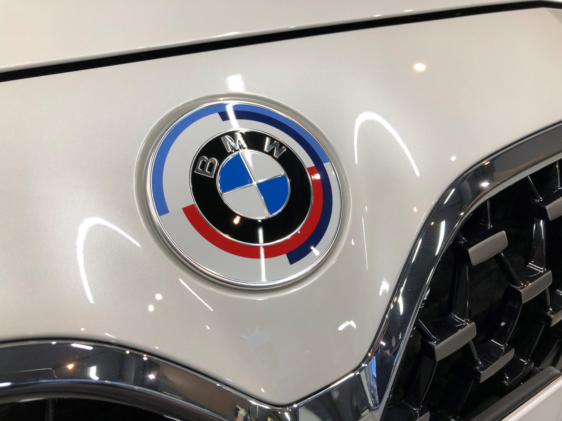 BMW 420カブリオレ M50周年エンブレム
